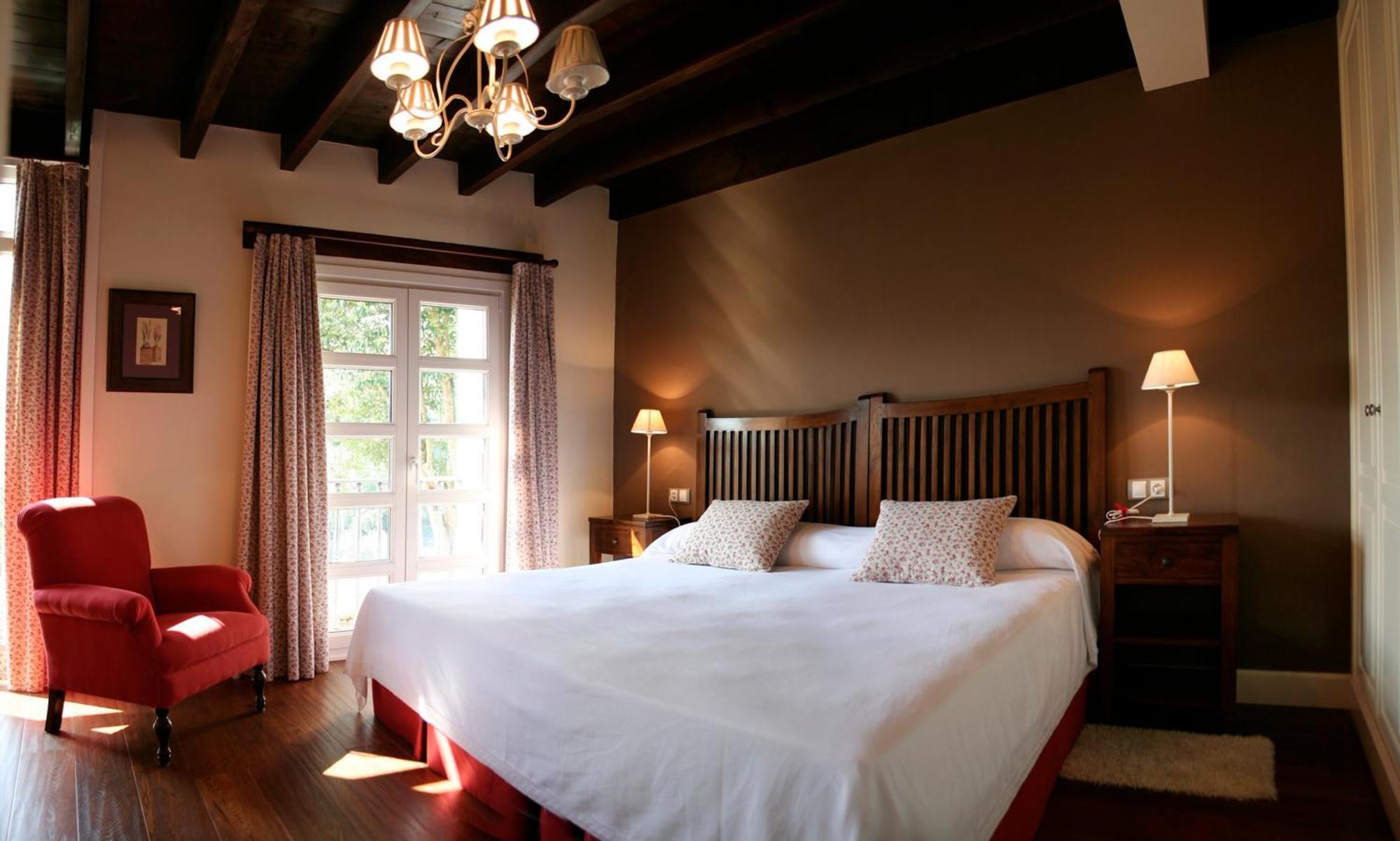 Villamayor  Las Casas Rurales Huerta San Benito الغرفة الصورة