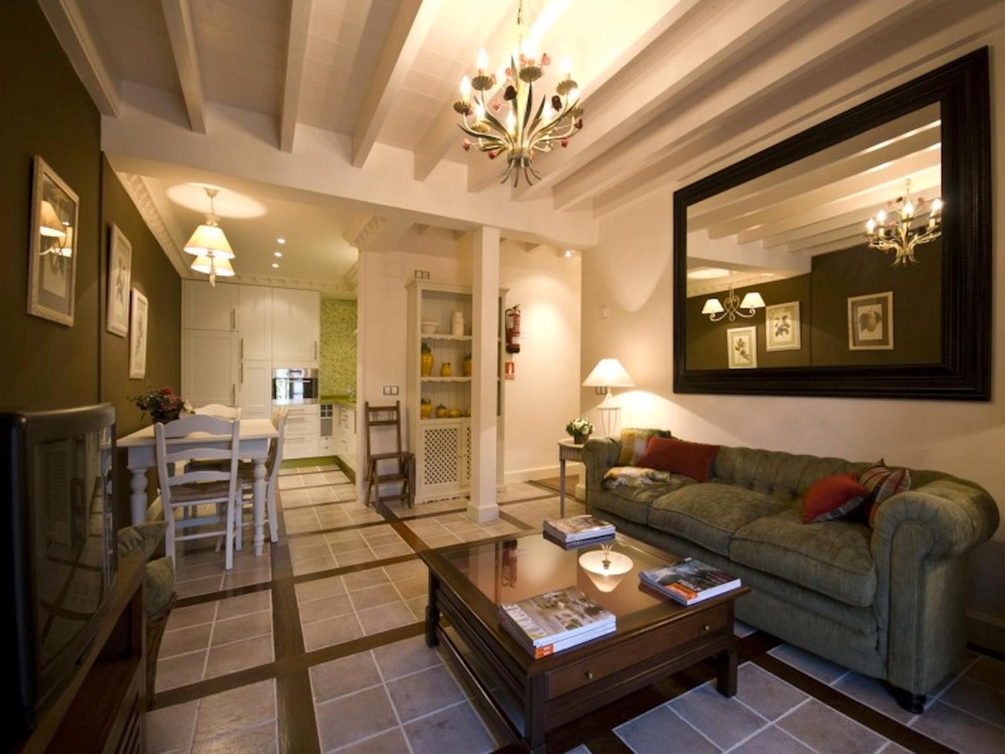 Villamayor  Las Casas Rurales Huerta San Benito الغرفة الصورة
