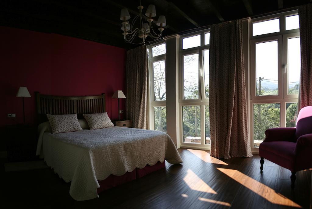 Villamayor  Las Casas Rurales Huerta San Benito الغرفة الصورة